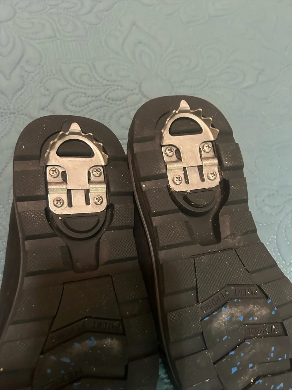Nexgrip Woman's Black Slip-On Ice clamp/Shoes
